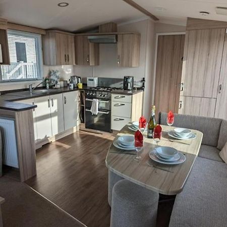 Sleeps 6 Modern And Bright Caravan Littlesea Haven Weymouth酒店 外观 照片